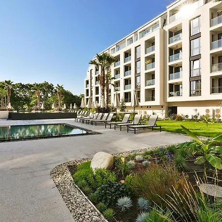 公寓 The Shangri-la Flat 圣君士坦丁和海伦那