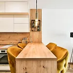 The Shangri-la Flat Sweti Konstantin i Sweta Elena