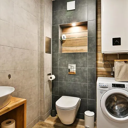 The Shangri-la Flat Apartment