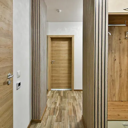 Apartment The Shangri-la Flat *