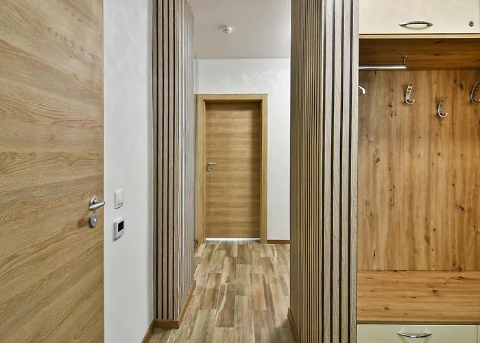 דירה The Shangri-la Flat *