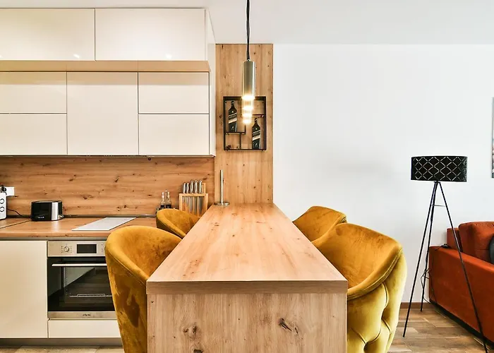 The Shangri-la Flat סנט קונסטנטין והלנה